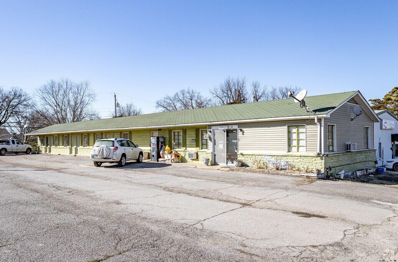 Varios Economy Hotel Okmulgee