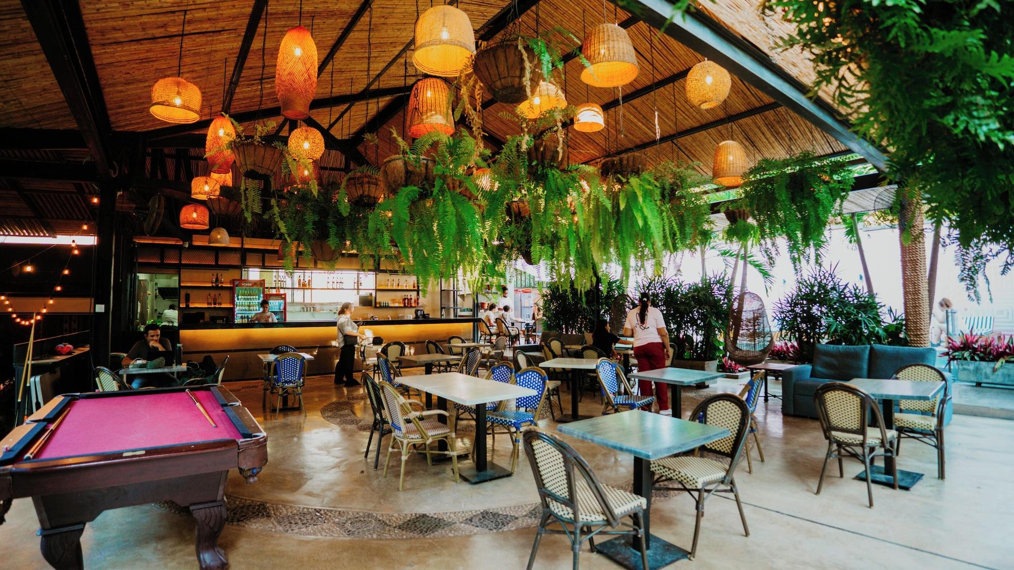 Restaurant Viajero Cali Hostel & Salsa School