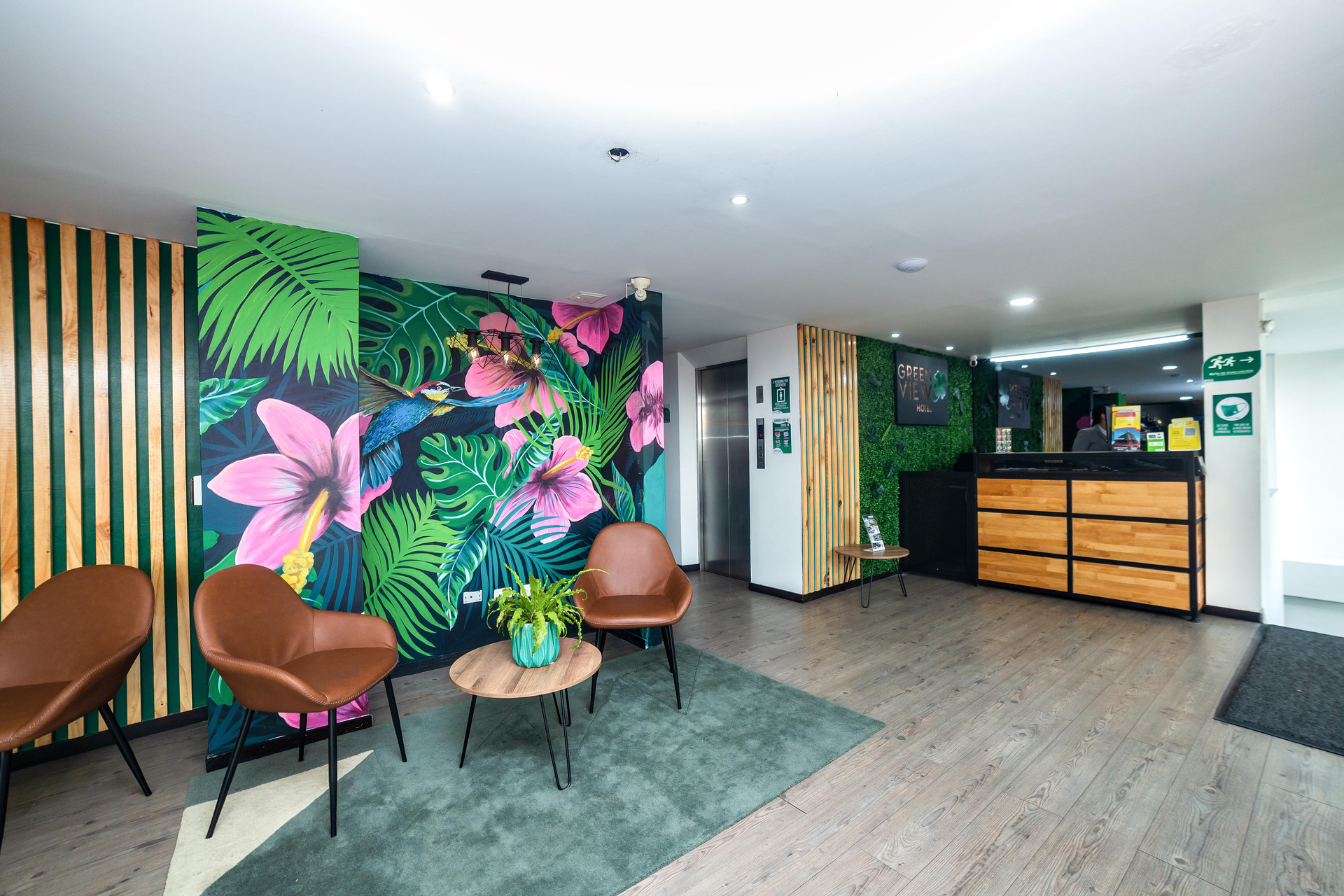 Vista Lobby Greenview