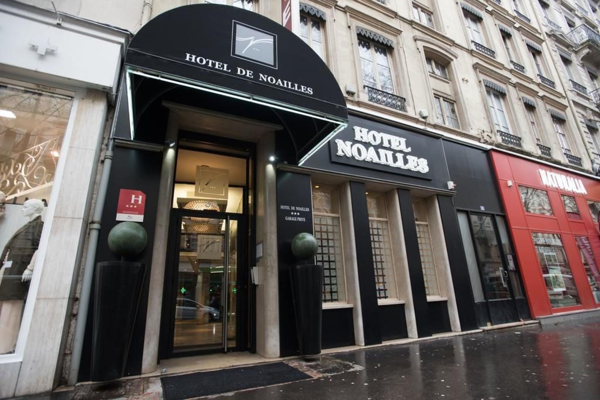 Varios Hotel de Noailles