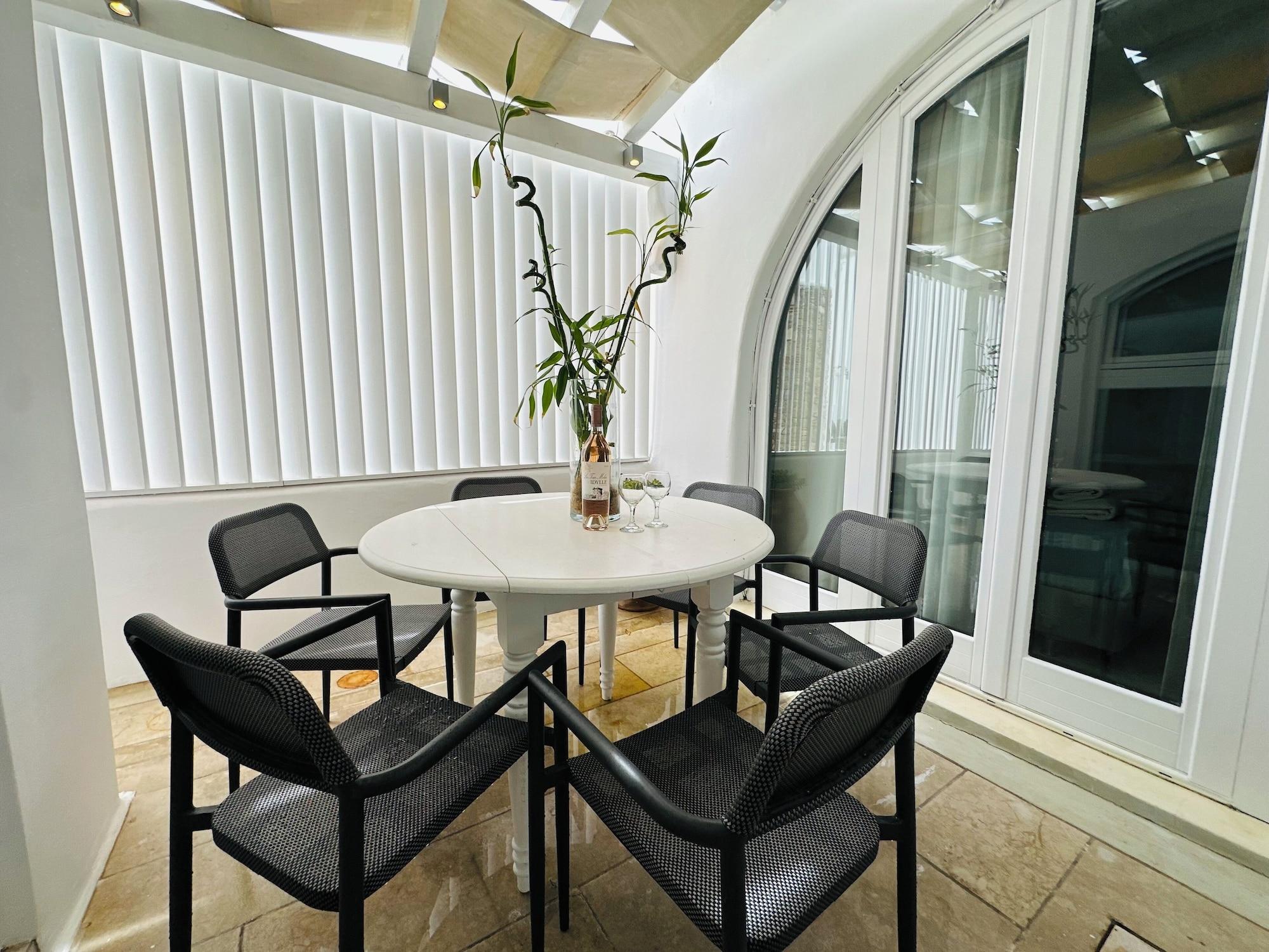 Vista Exterior GT Suites