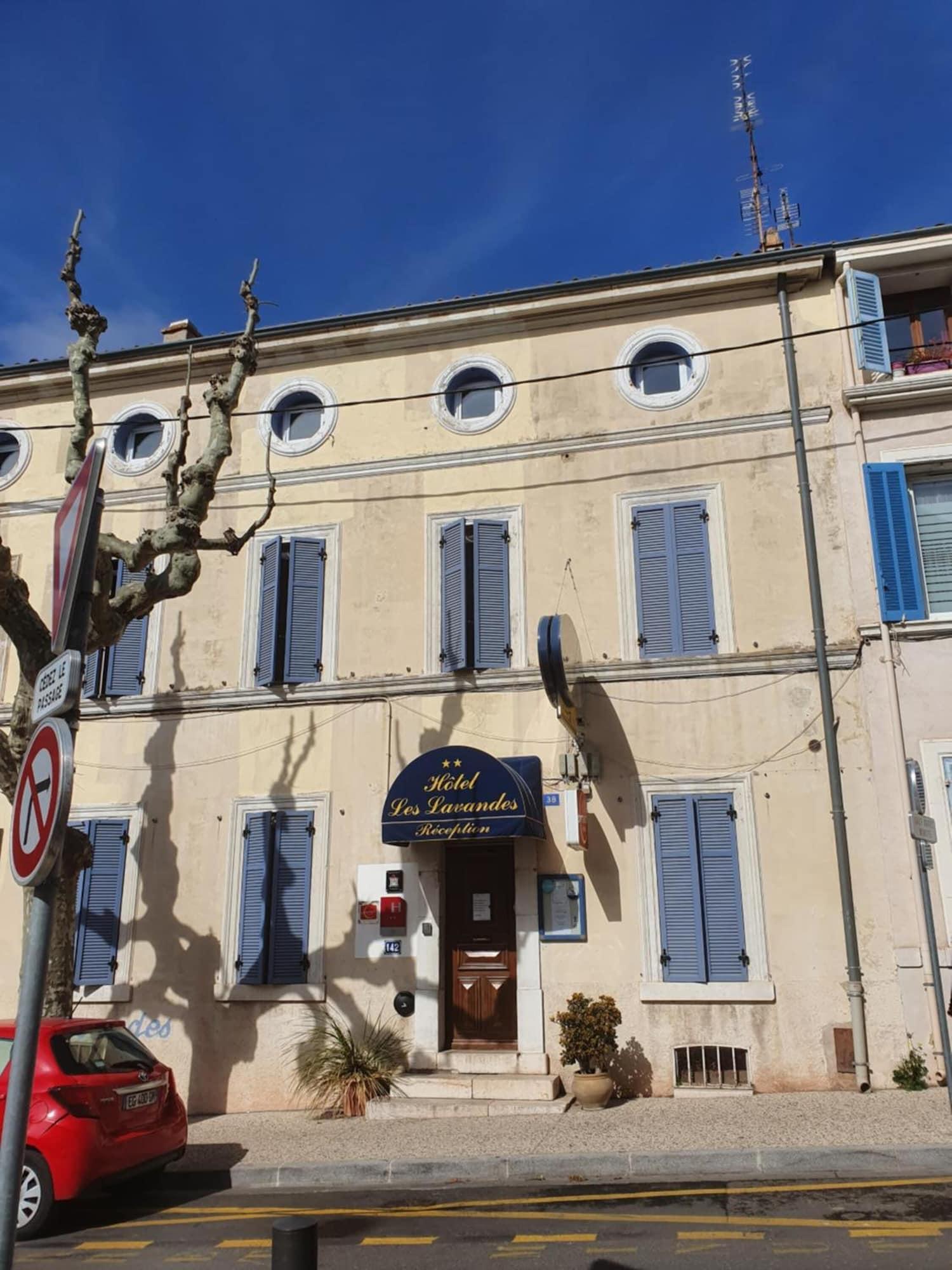 Vista Exterior Hotel les Lavandes