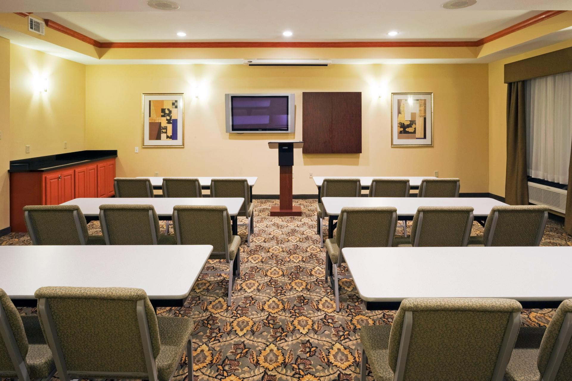 Centro de Negocios Holiday Inn Express & Suites Fairfield-North