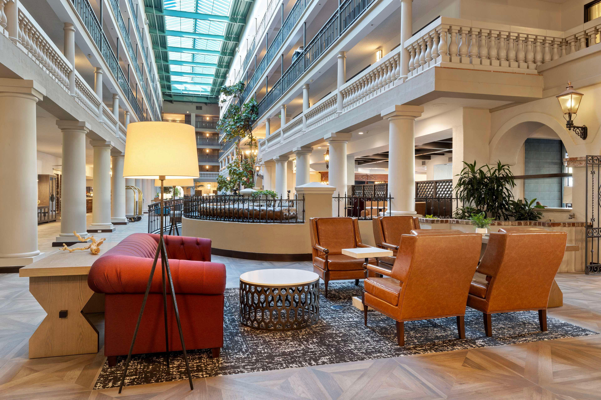 Vista Lobby Embassy Suites by Hilton Los Angeles LAX South/El Segundo
