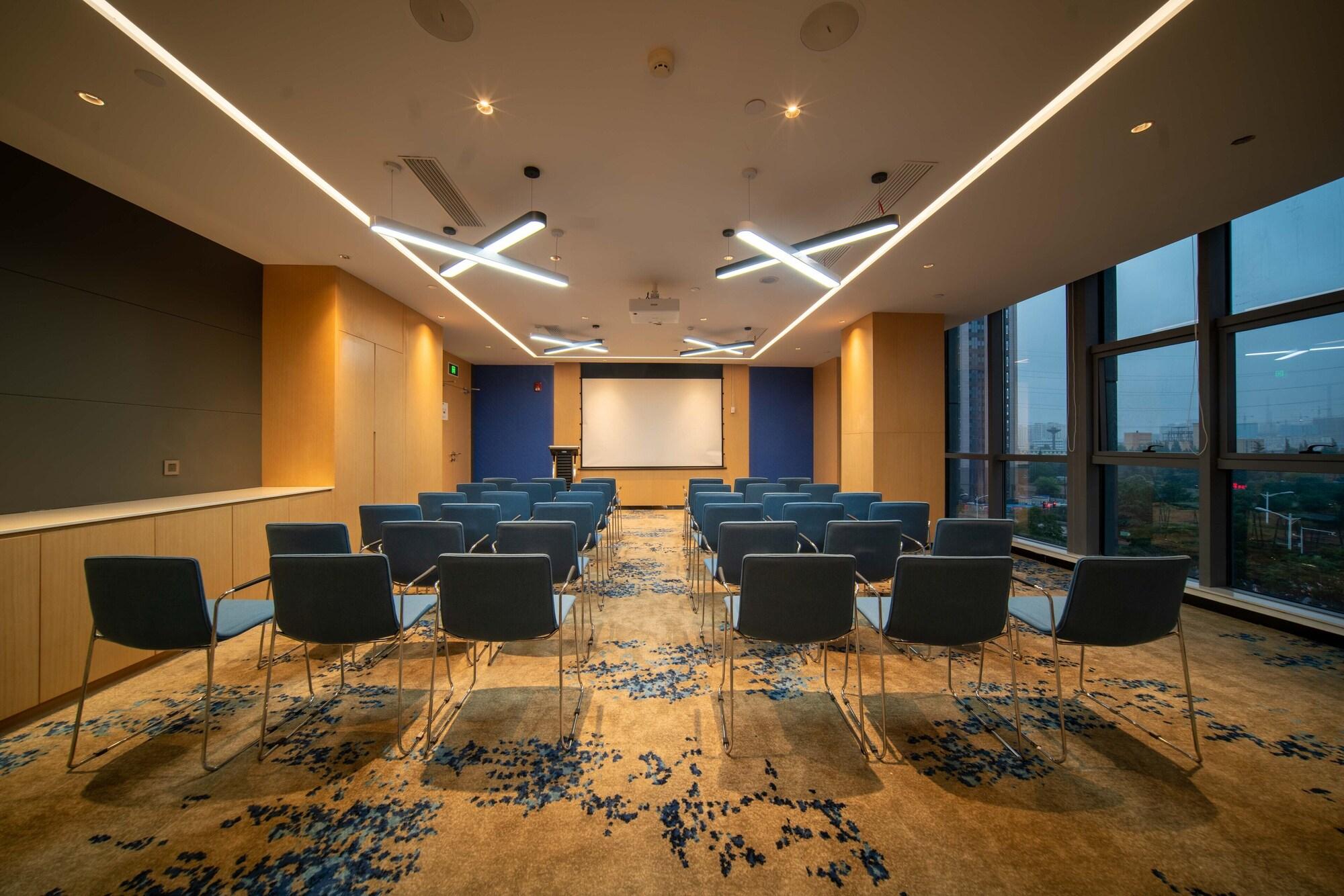Sala de Reuniones Holiday Inn Express Huaibei City Center by IHG