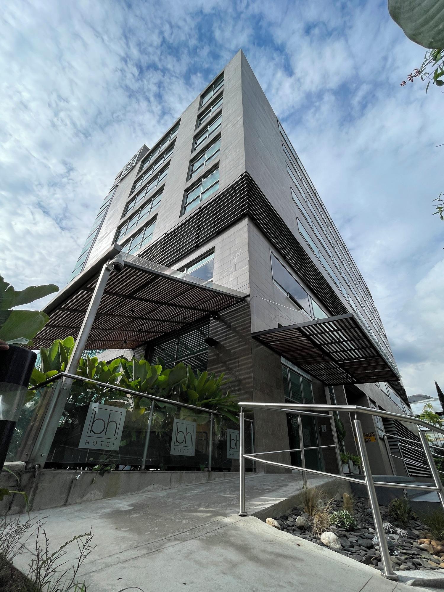 Vista Exterior Hotel BH El Poblado