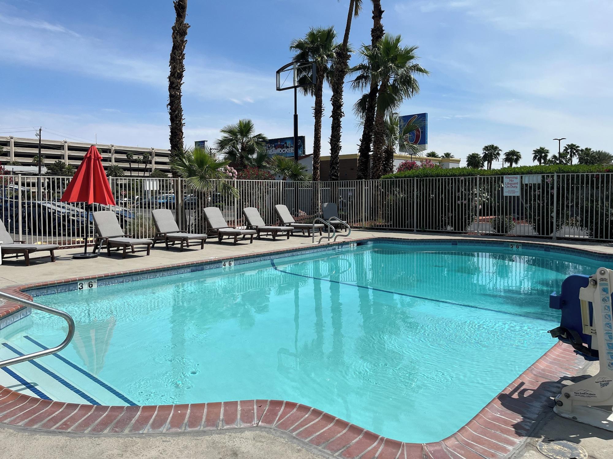 Varios Motel 6 Las Vegas, NV - Strip