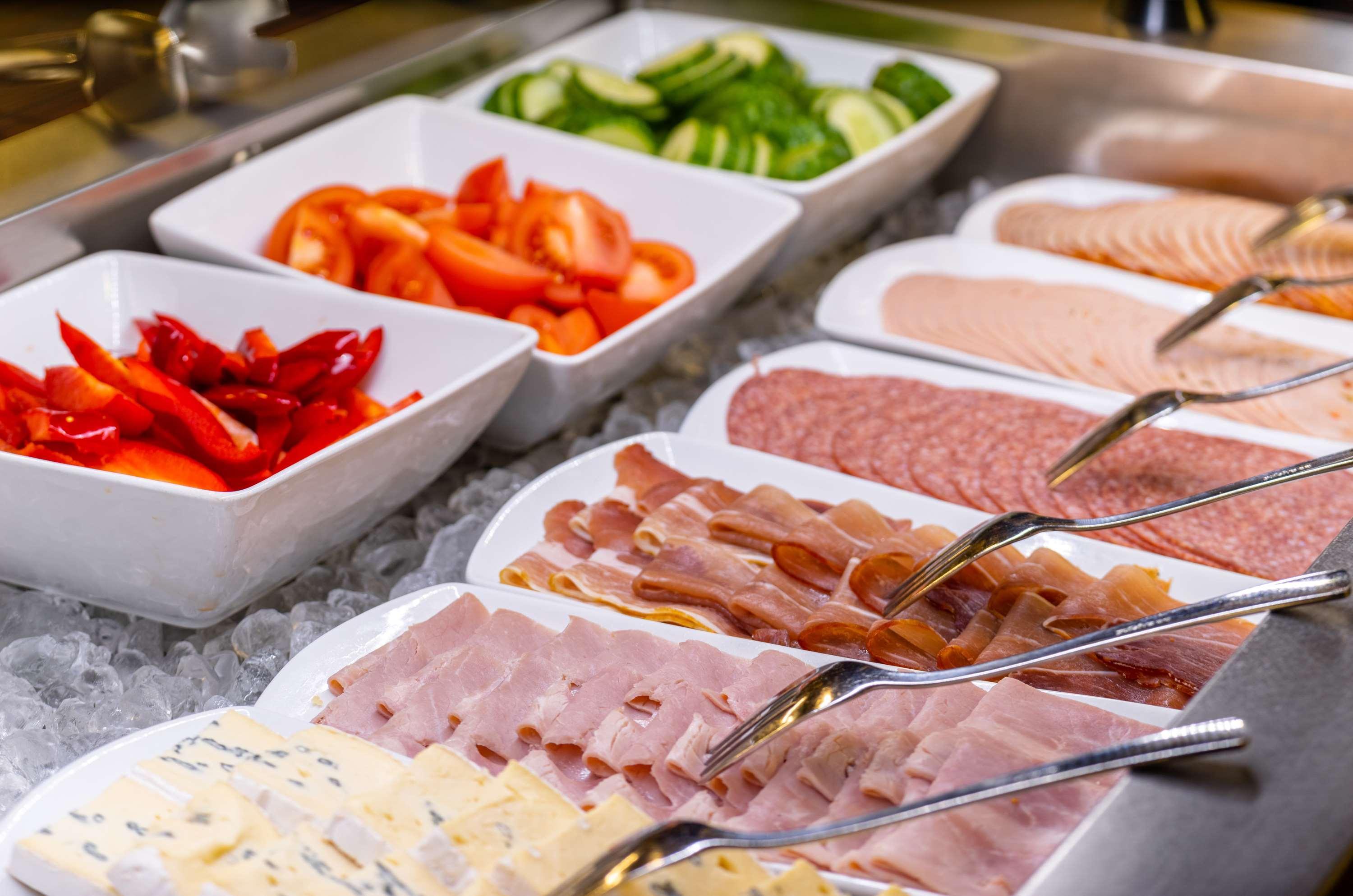 Restaurant Premier Inn Cologne City Mediapark Hotel