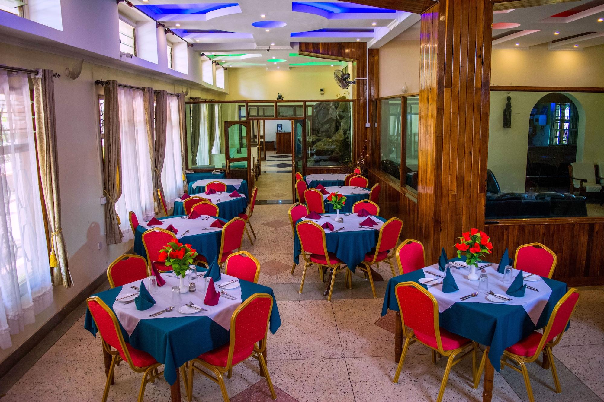 Restaurant Kilimanjaro Crane Hotel