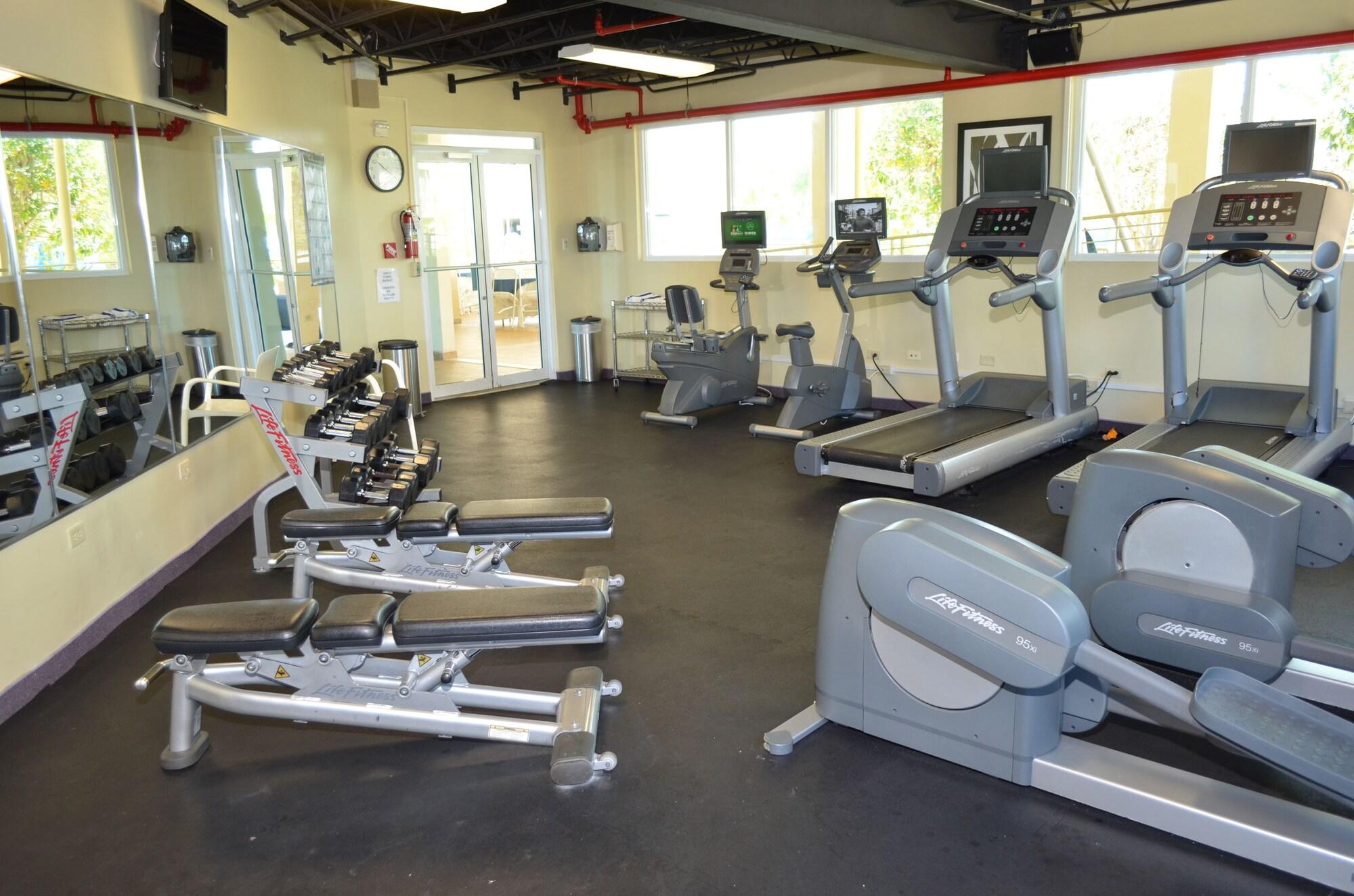 Gimnasio Courtyard by Marriott Aguadilla