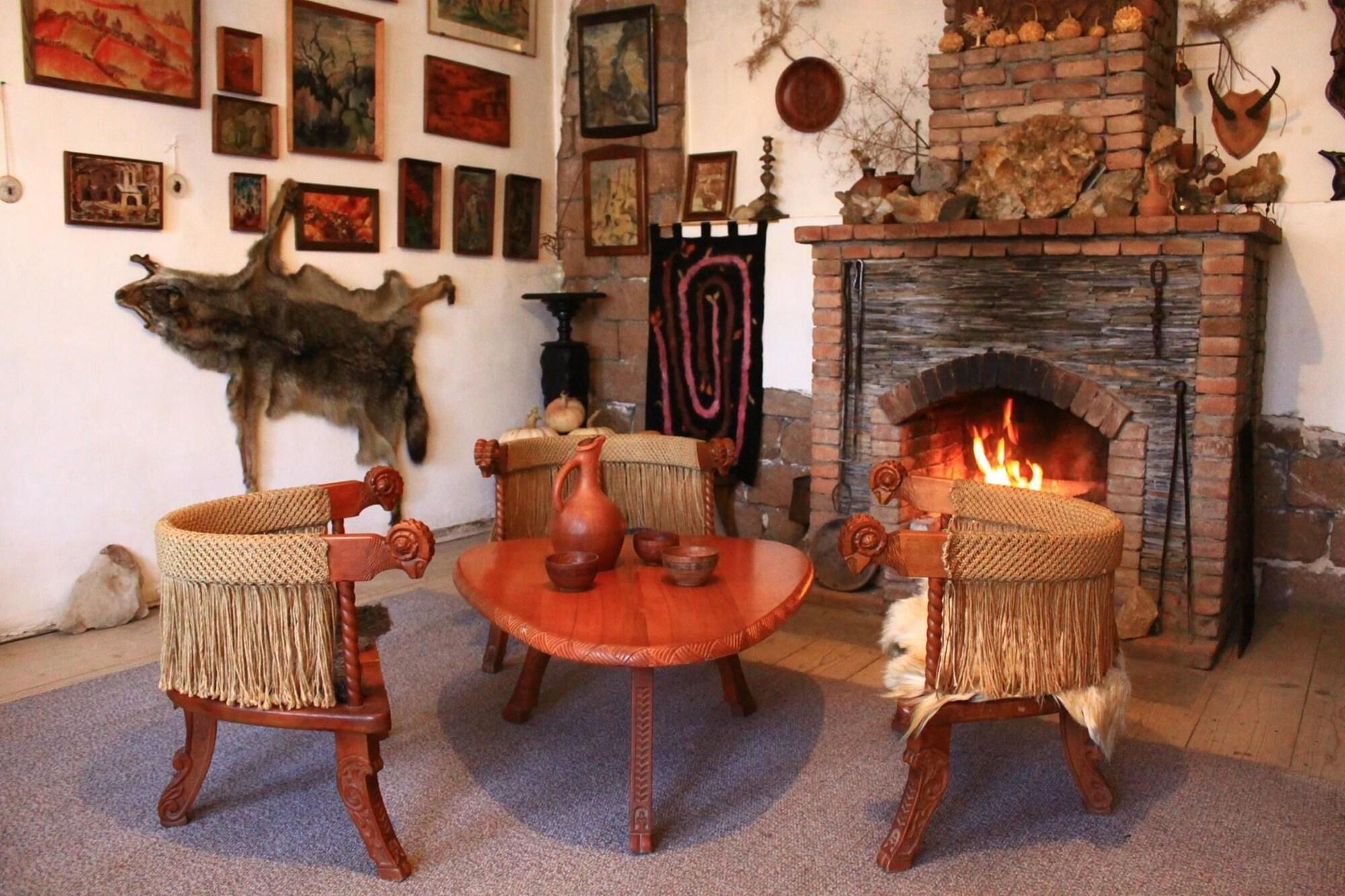 Vista Lobby Guest House Gallery