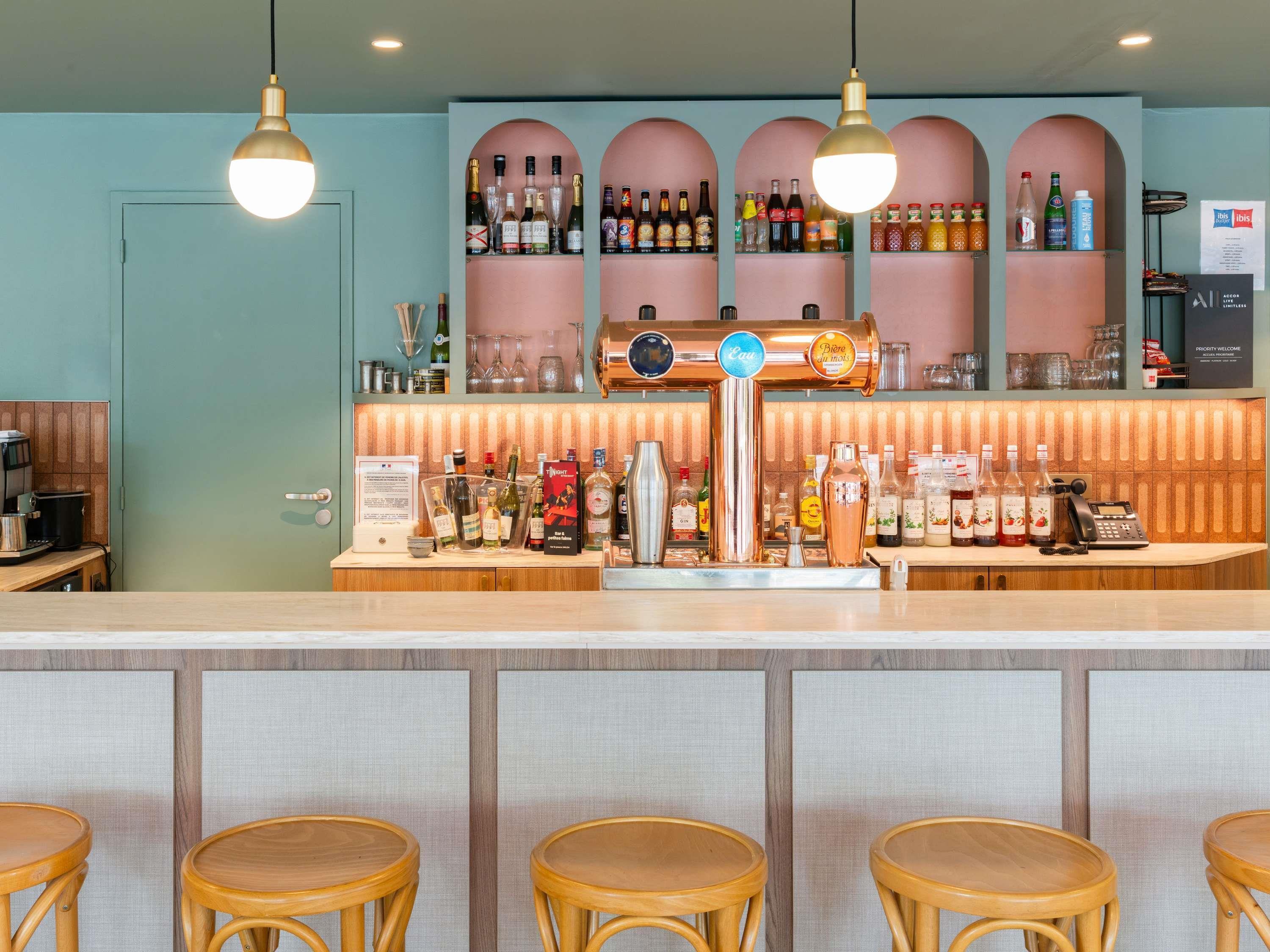 Bar/Salón ibis Marne La Vallée Val d'Europe