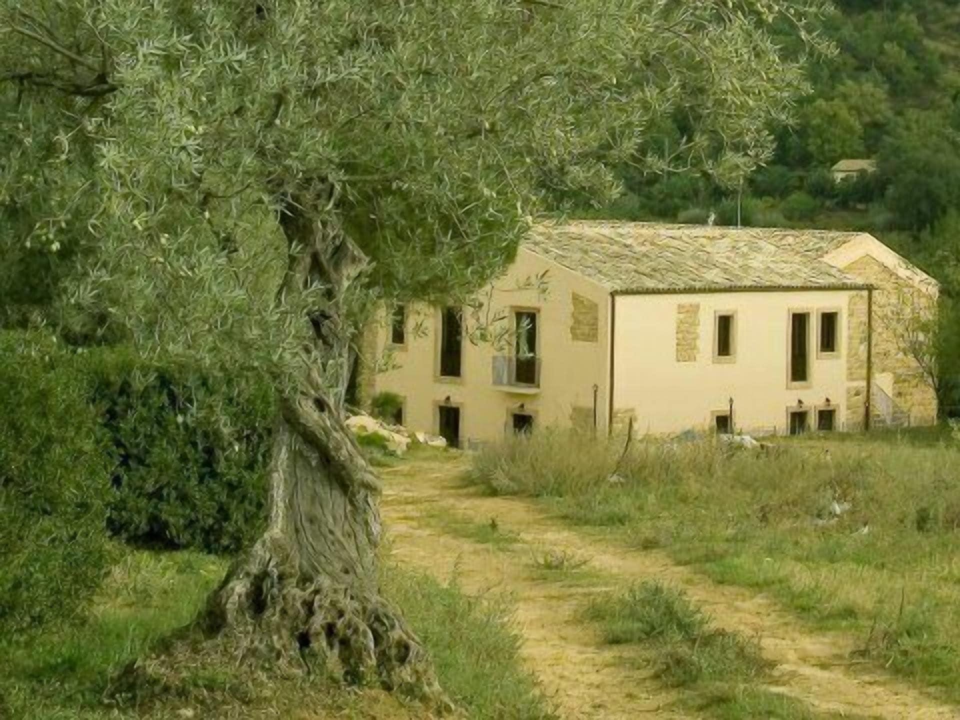 Vista Exterior Villa Trigona