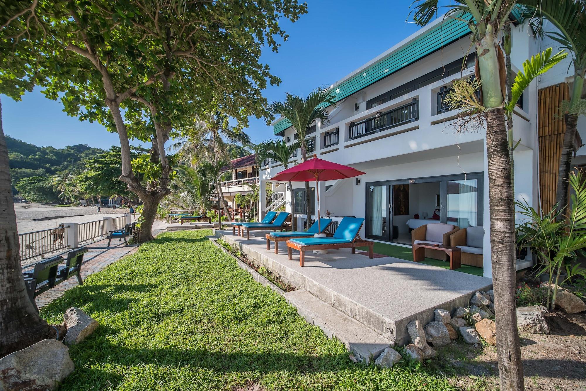Vista Exterior Crystal Bay Beach Resort