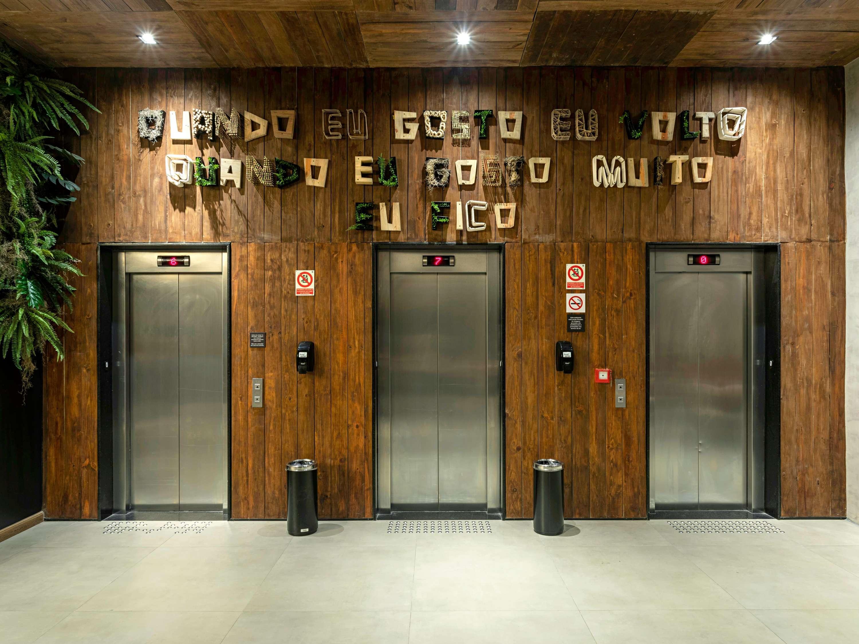 Vista Lobby Ibis Styles Maceió Pajuçara