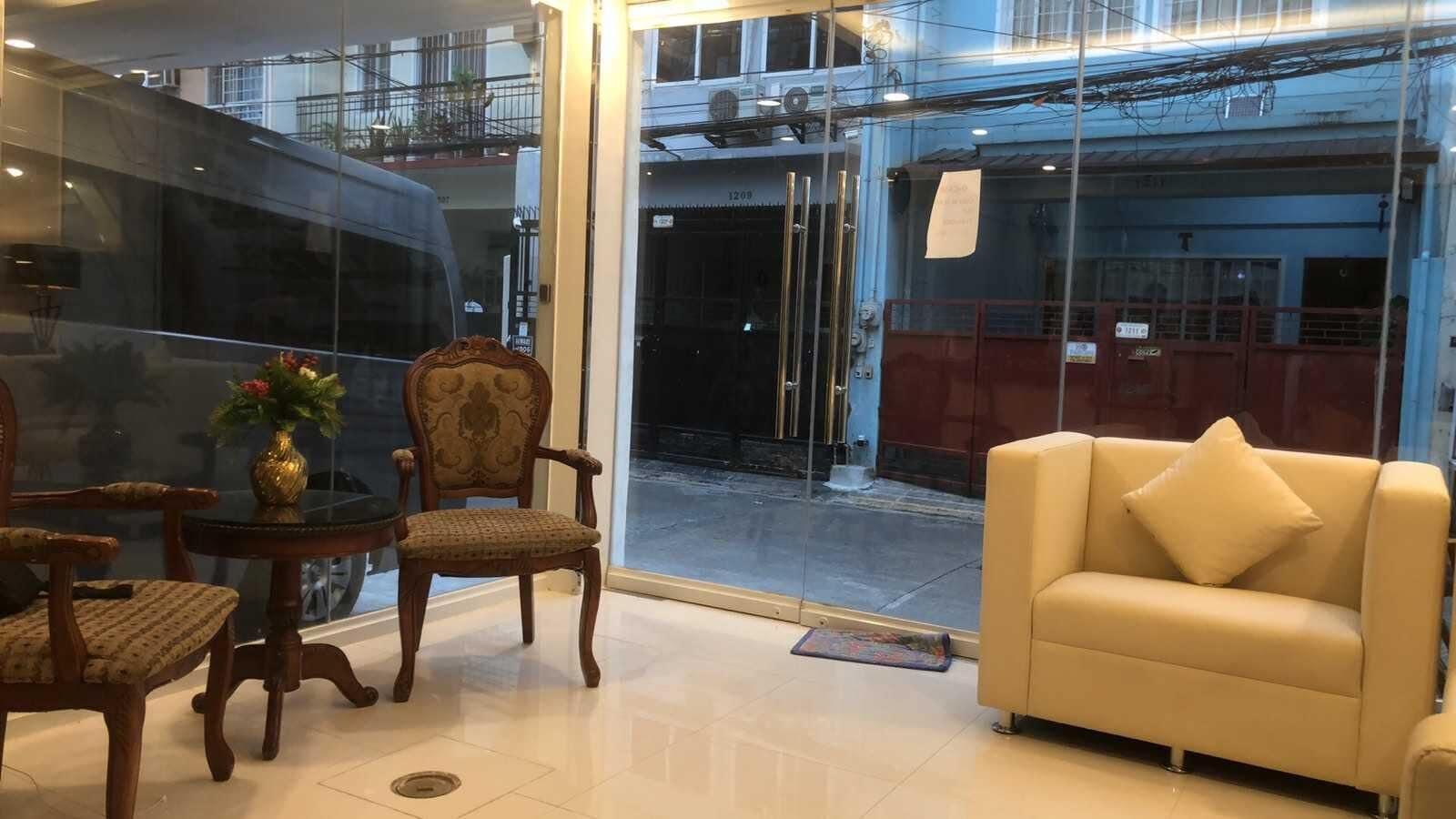 Vista Lobby OYO 1128 W Sangco Building Leasing