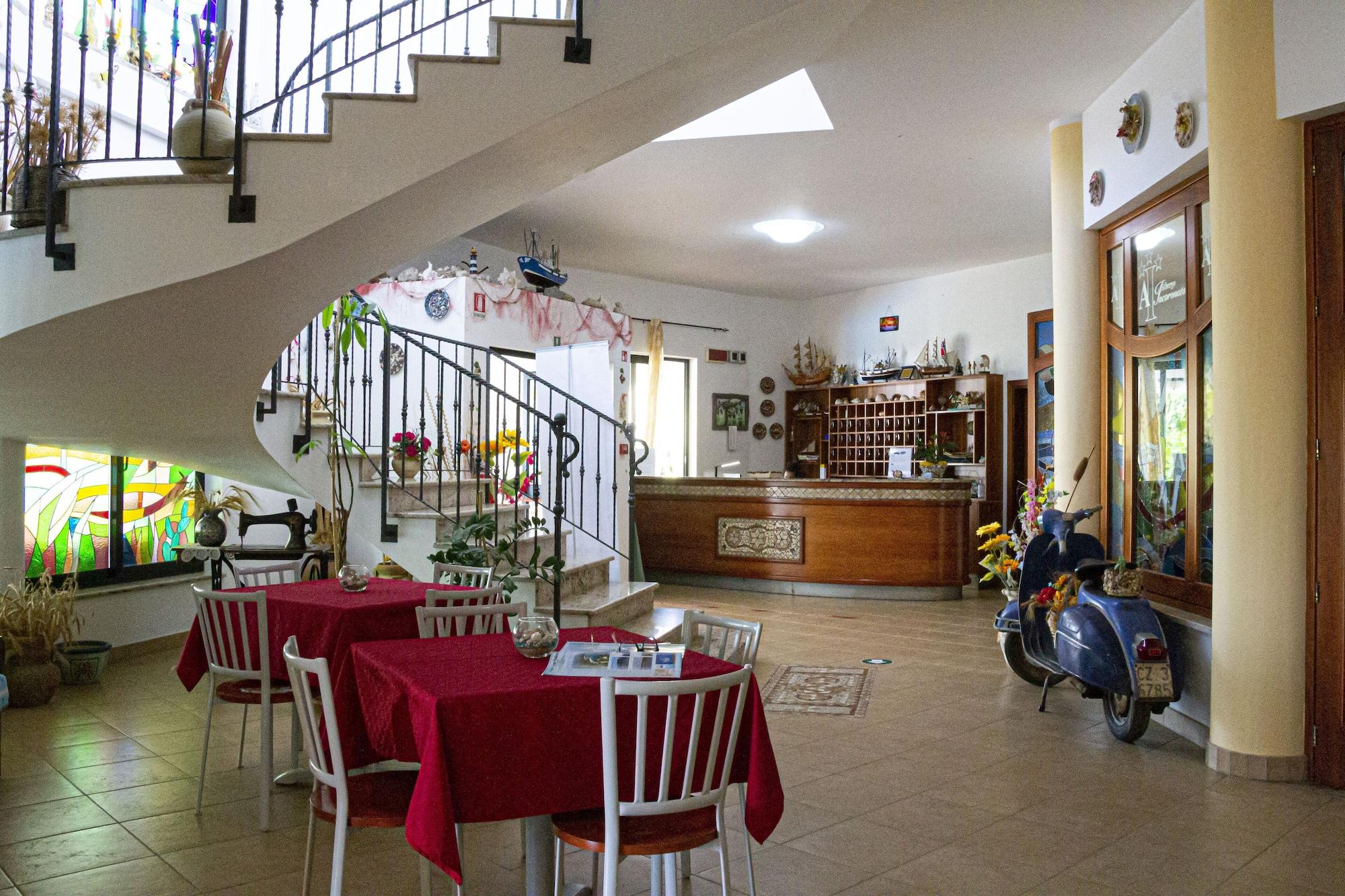 Vista Lobby HOTEL L’ANCORA***