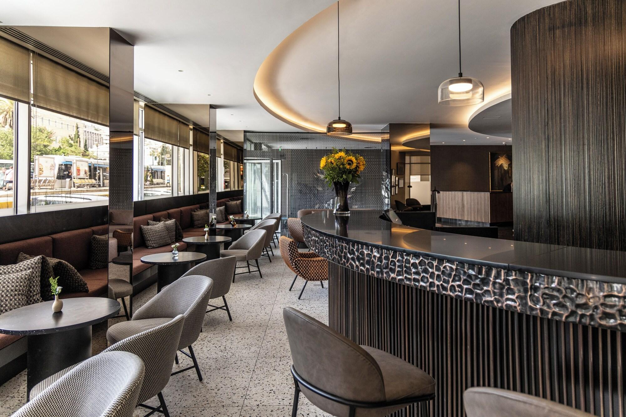 Vista do lobby Amalia Hotel Athens