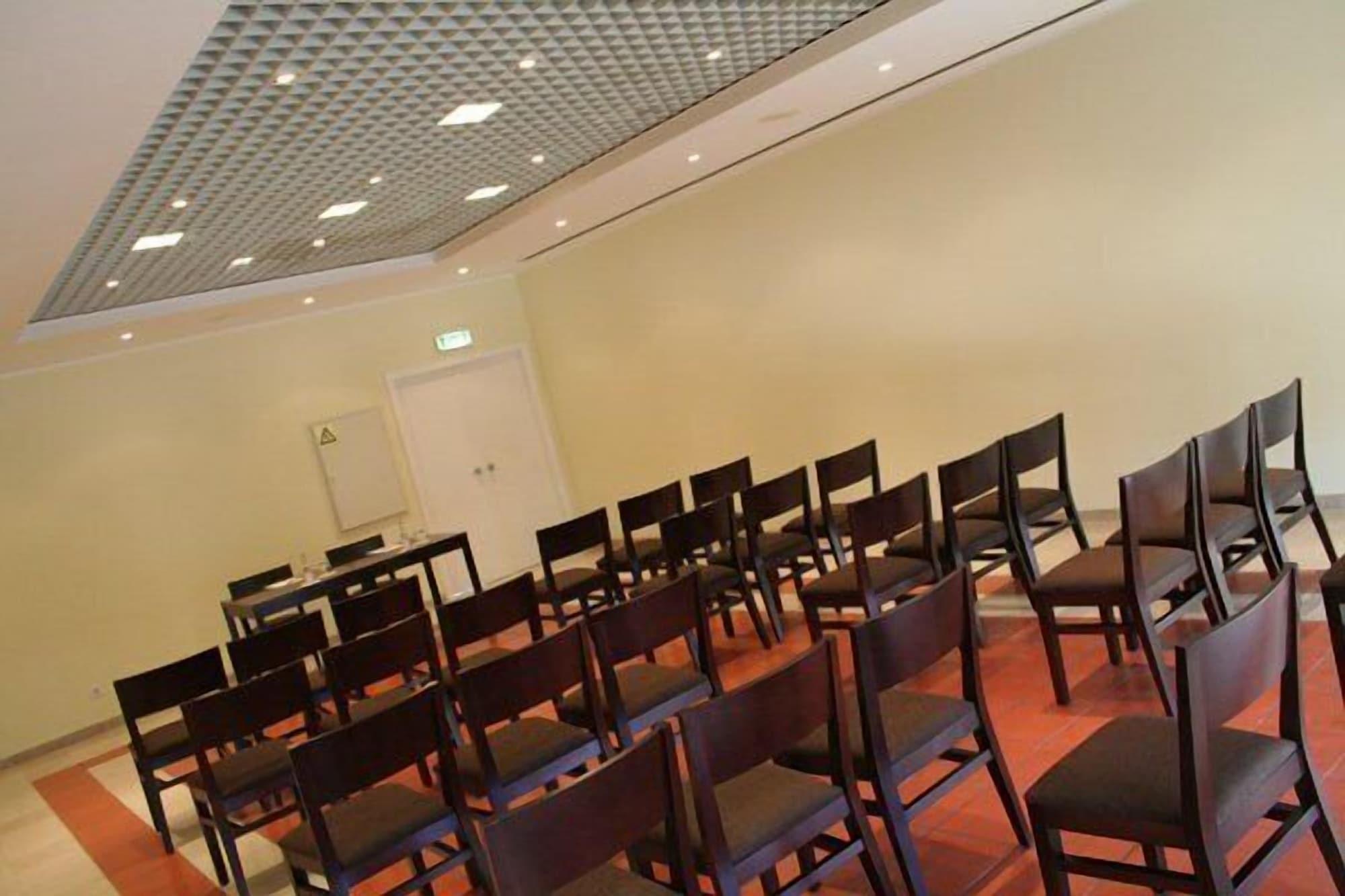 Sala de Reuniones Viseu Garden Hotel