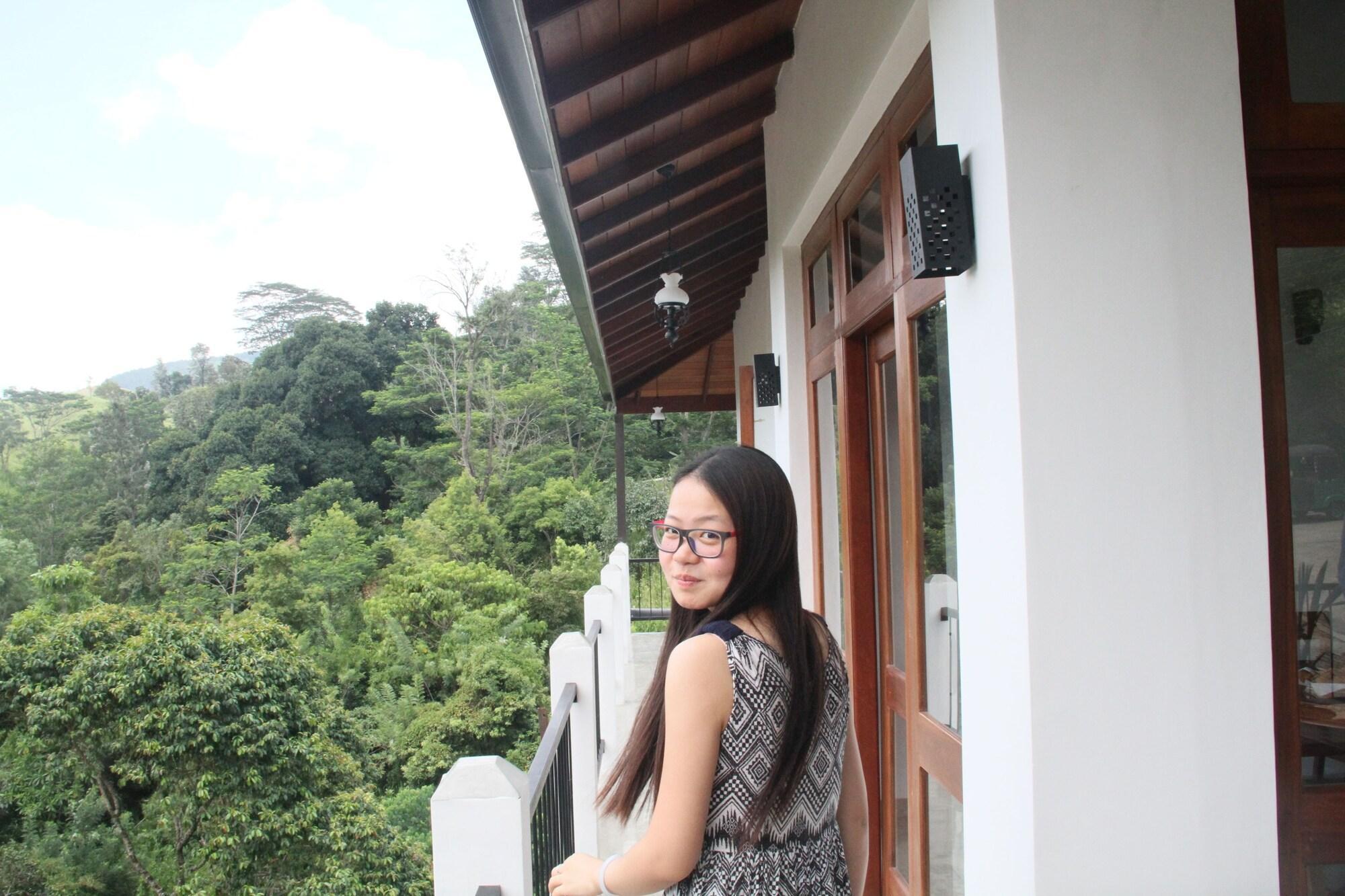 Vista Exterior Hanthana House