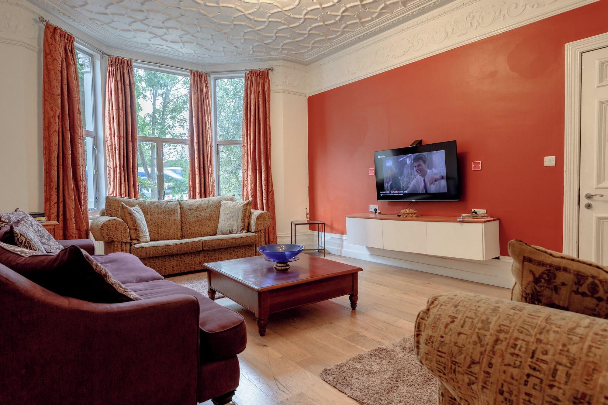 Varios EBS Hostel London