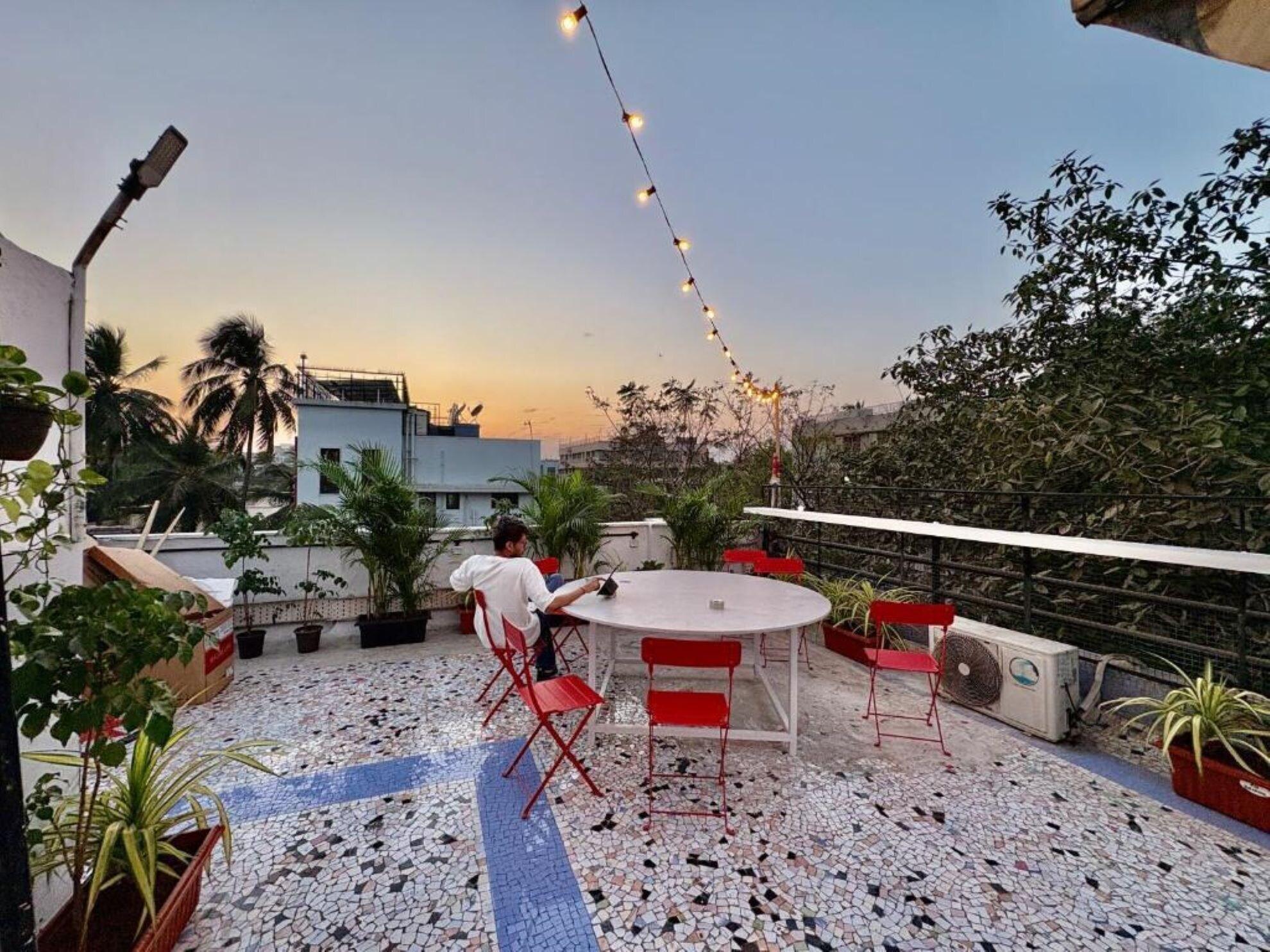 Varios Locomo Hostel Mini - 9 mins from airport