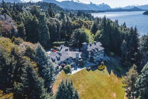 Alojamiento - La Cascada Casa Patagónica by DON