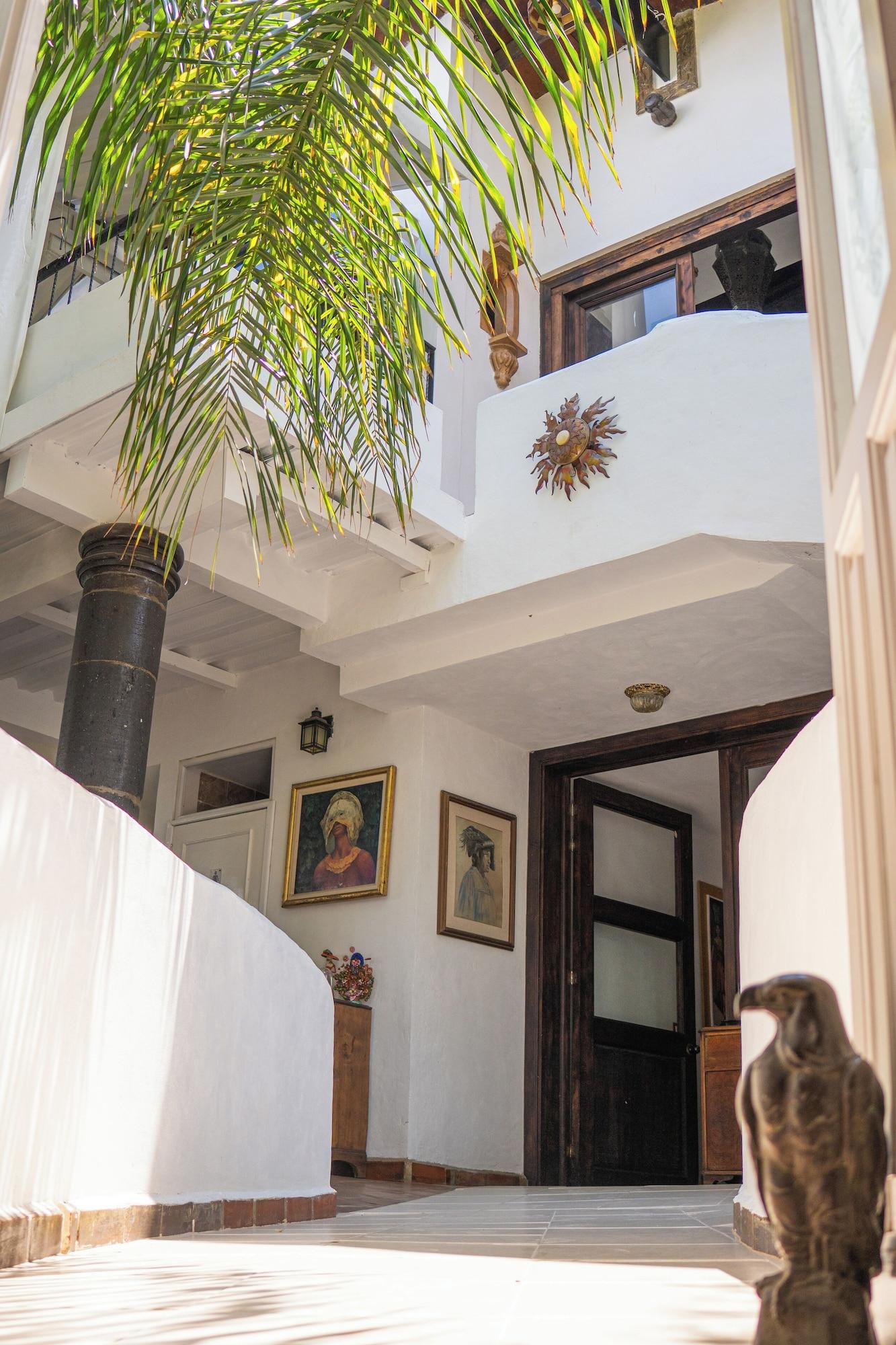 Vista Lobby HOTEL SOLACHE INN