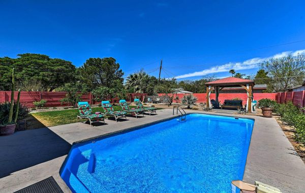 Vintage Las Vegas Oasis < 3 Mi to the Strip! - Hoteles 3 estrellas en Las Vegas, Nevada