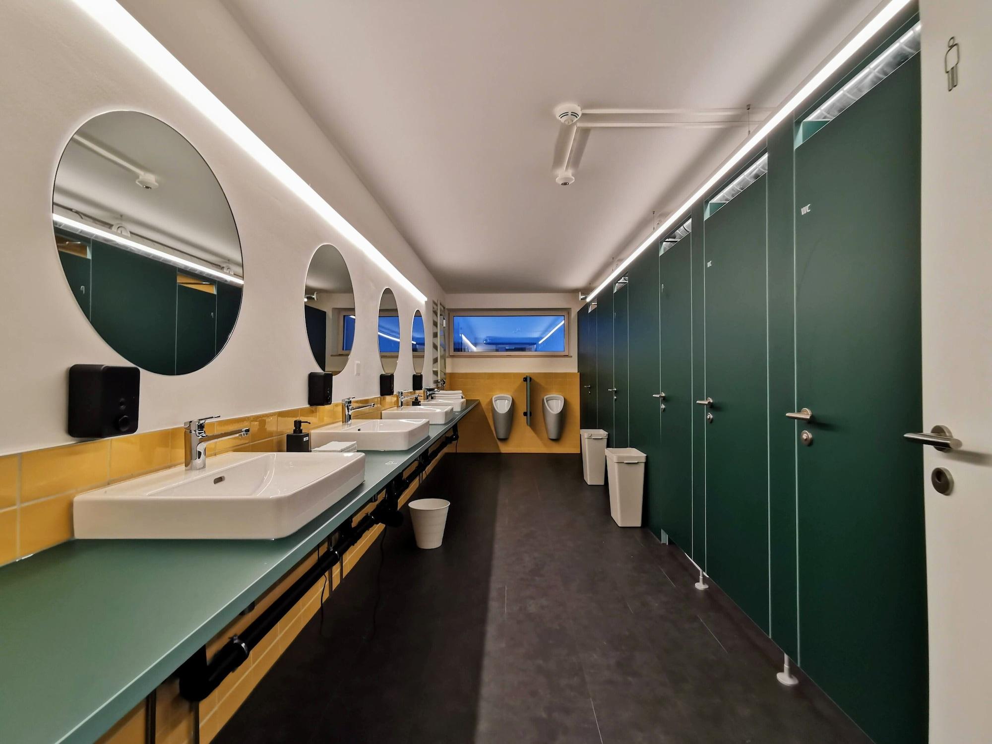 Equipamiento de Habitación Green Marmot Capsule Hotel Zurich
