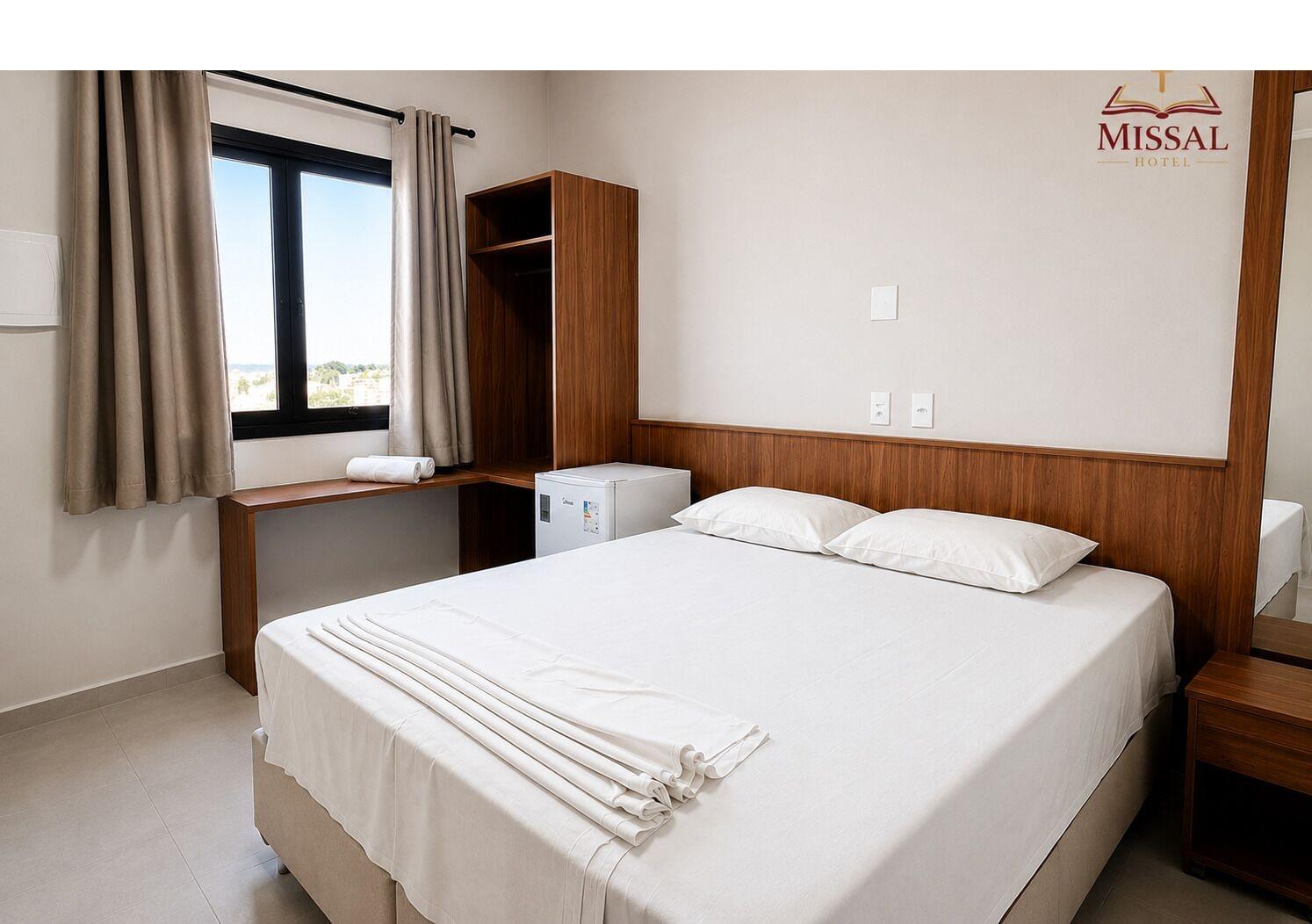 Varios Missal Hotel
