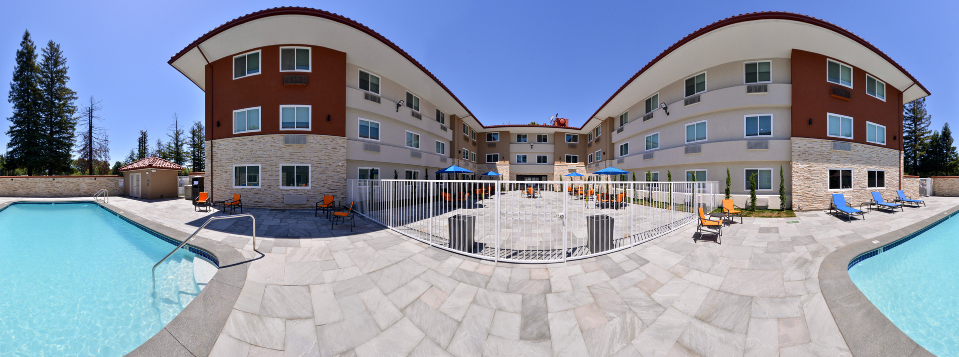 Vista Piscina Holiday Inn Express Santa Rosa North