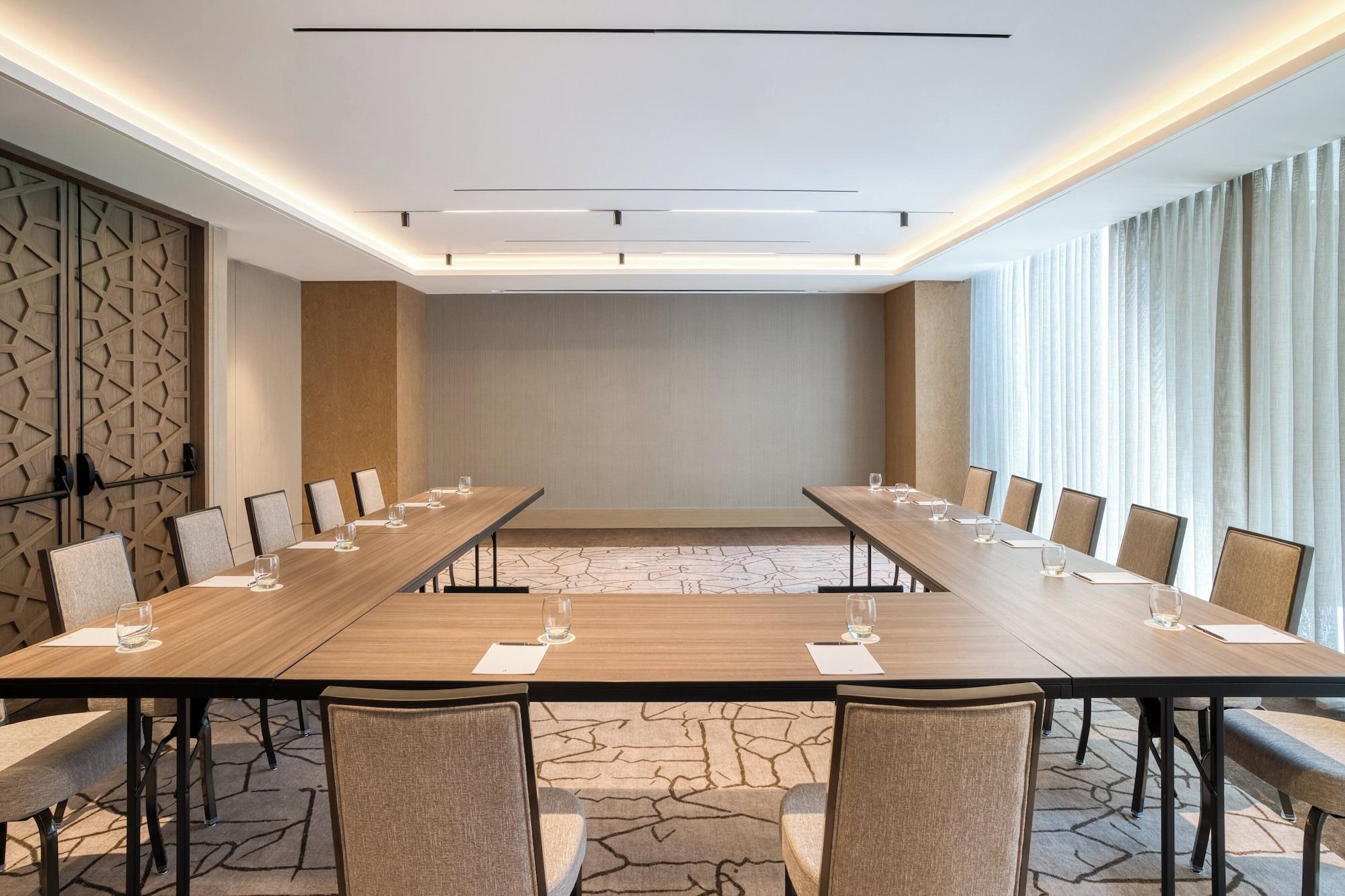 Sala de Reuniones Intercontinental Real Lima Miraflores by IHG