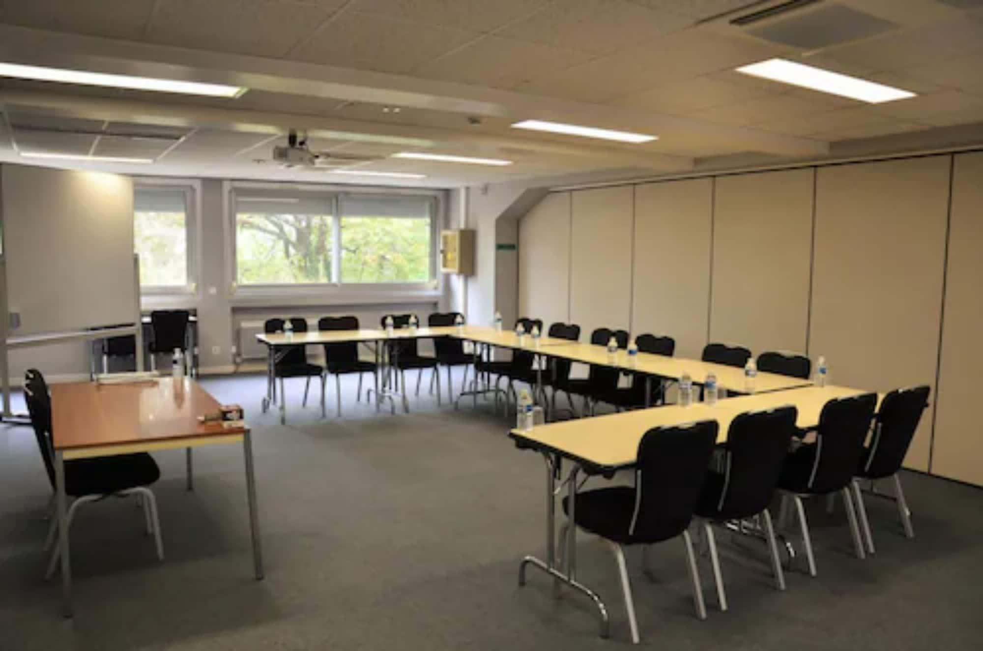 Sala de Reuniones Le Riccoty