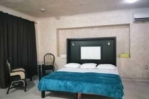 Alquiler Vacacional - Habitación A/A, Jacuzzi, Balcón con vista al Mar, Alberca con Jacuzzi