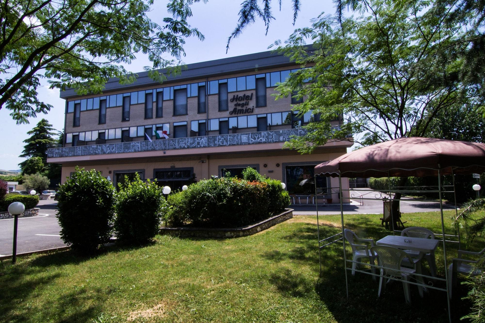 Vista Exterior Hotel degli Amici