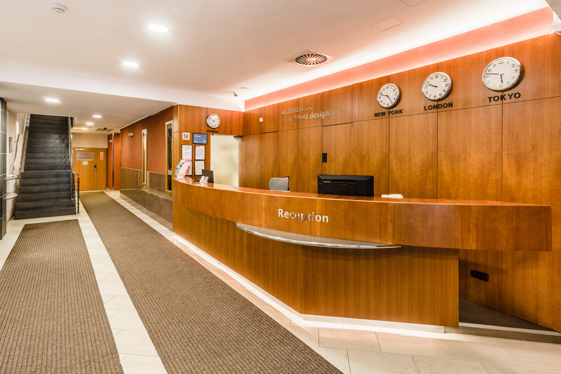 Vista Lobby Archibald City
