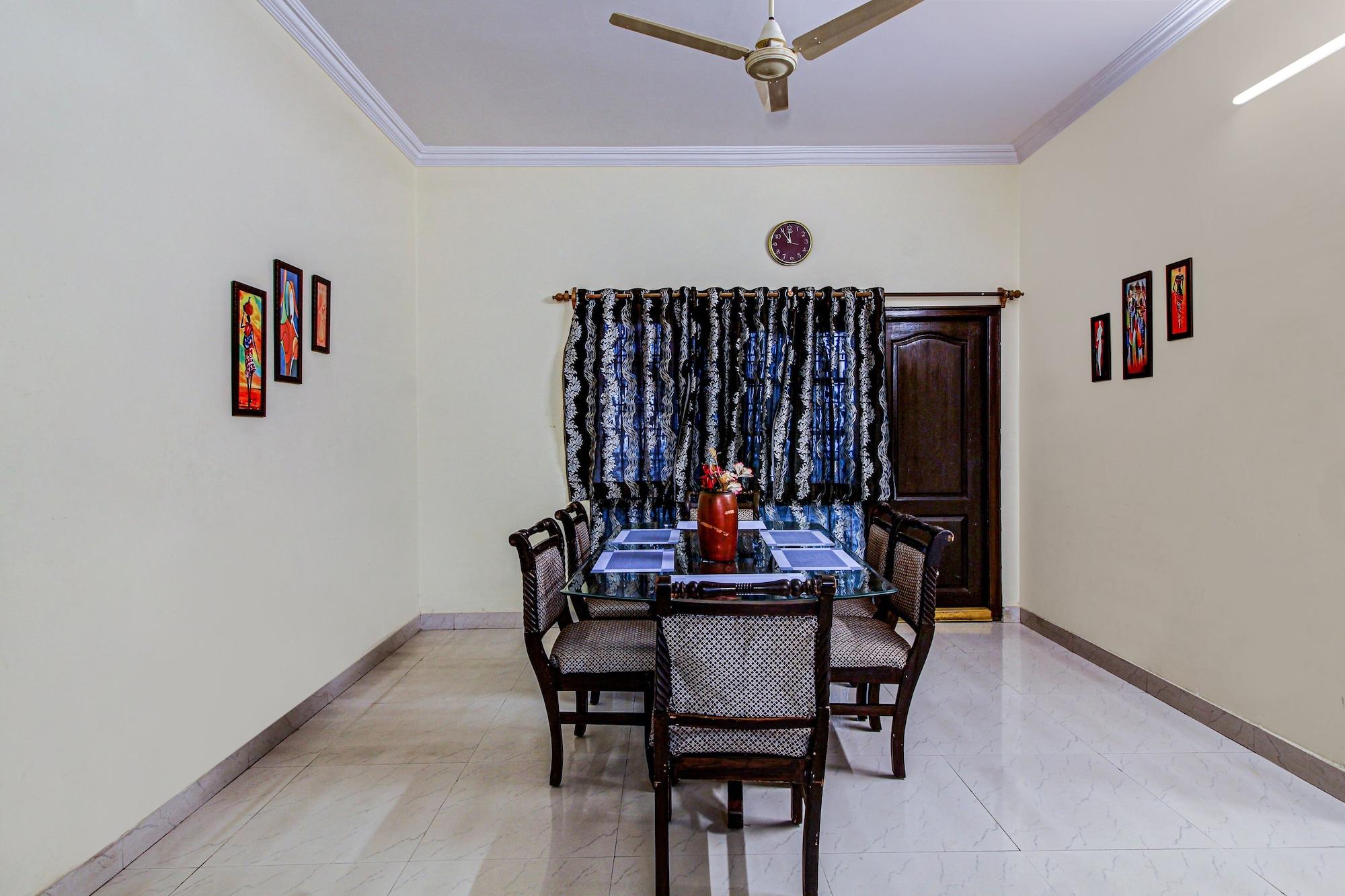Restaurant NirmalVilla Service Apartments