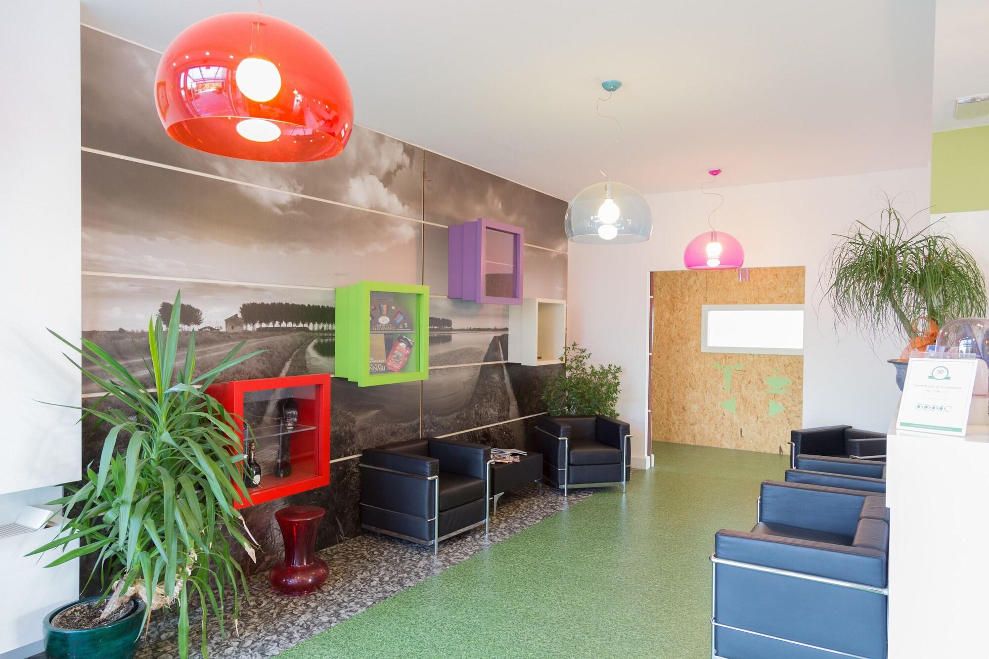 Vista Lobby Hotel Campus