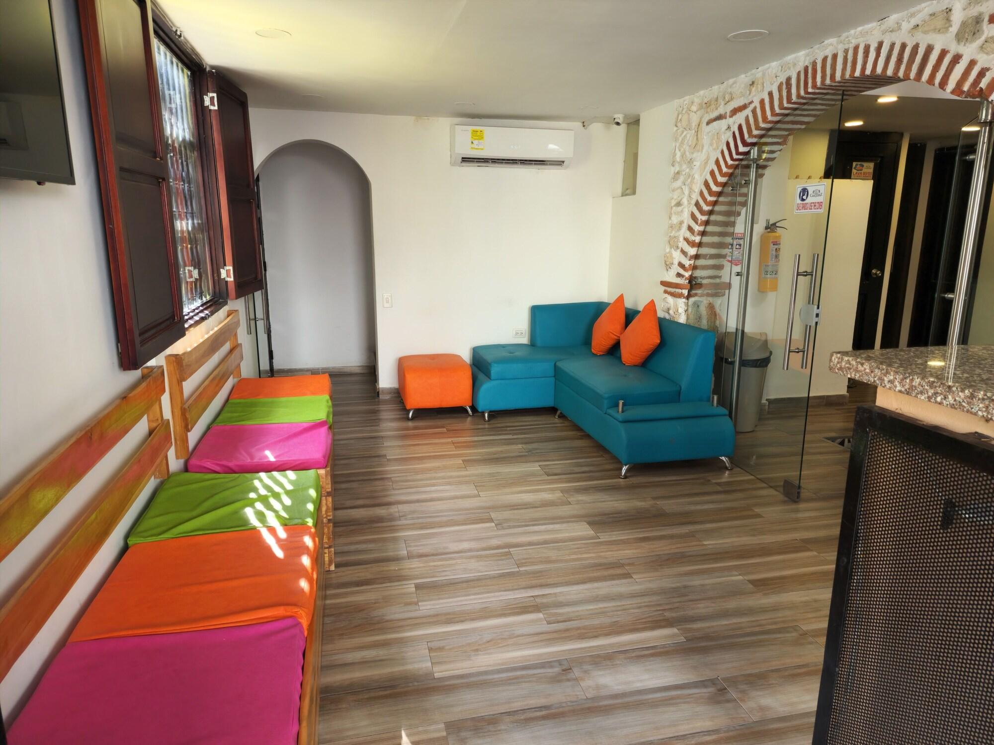 Vista Lobby HOTEL CASA LOPEZ GETSEMANI