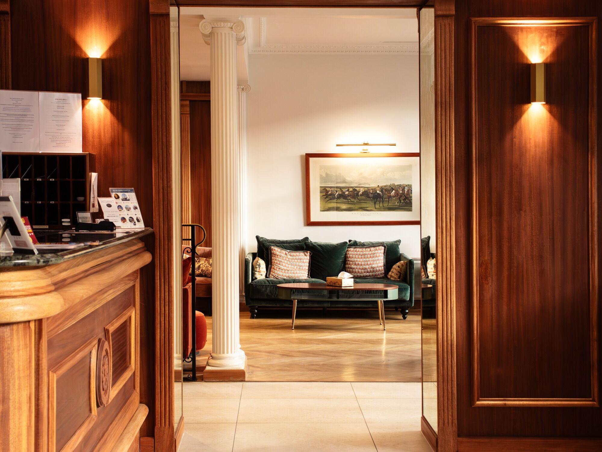 Vista Lobby Hotel Derby Eiffel