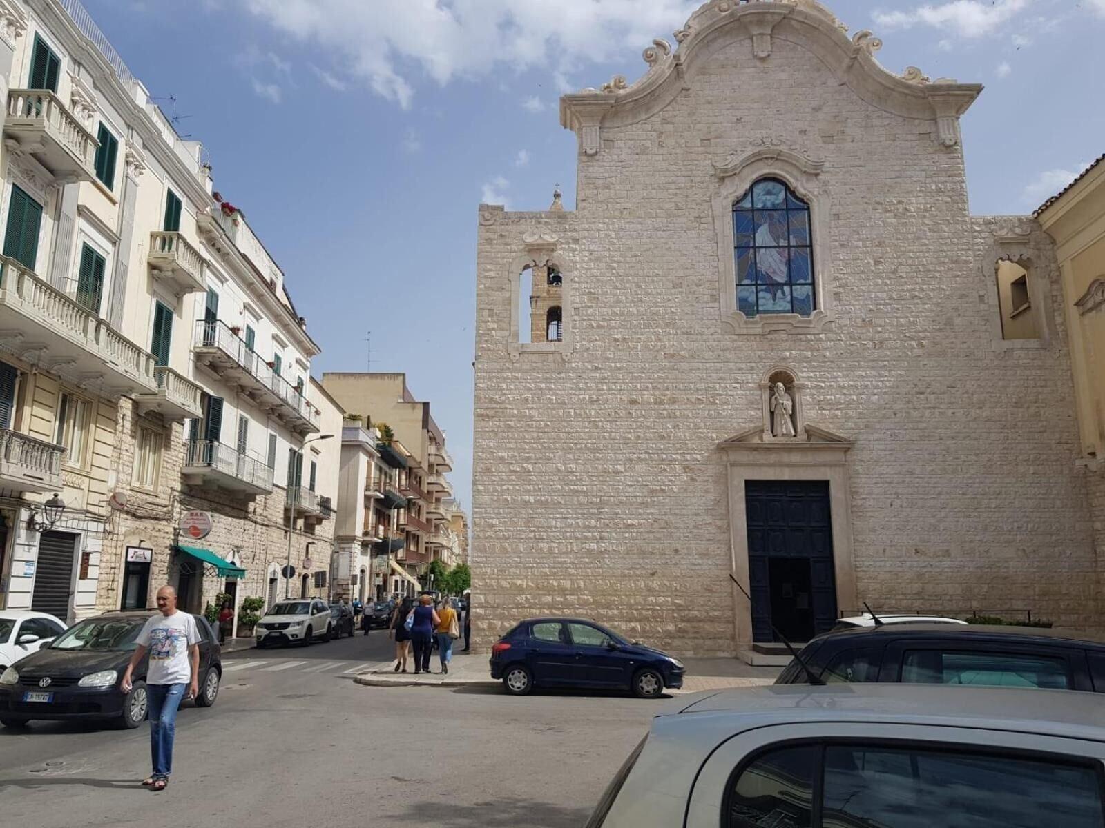 Vista Exterior Arco Gentile