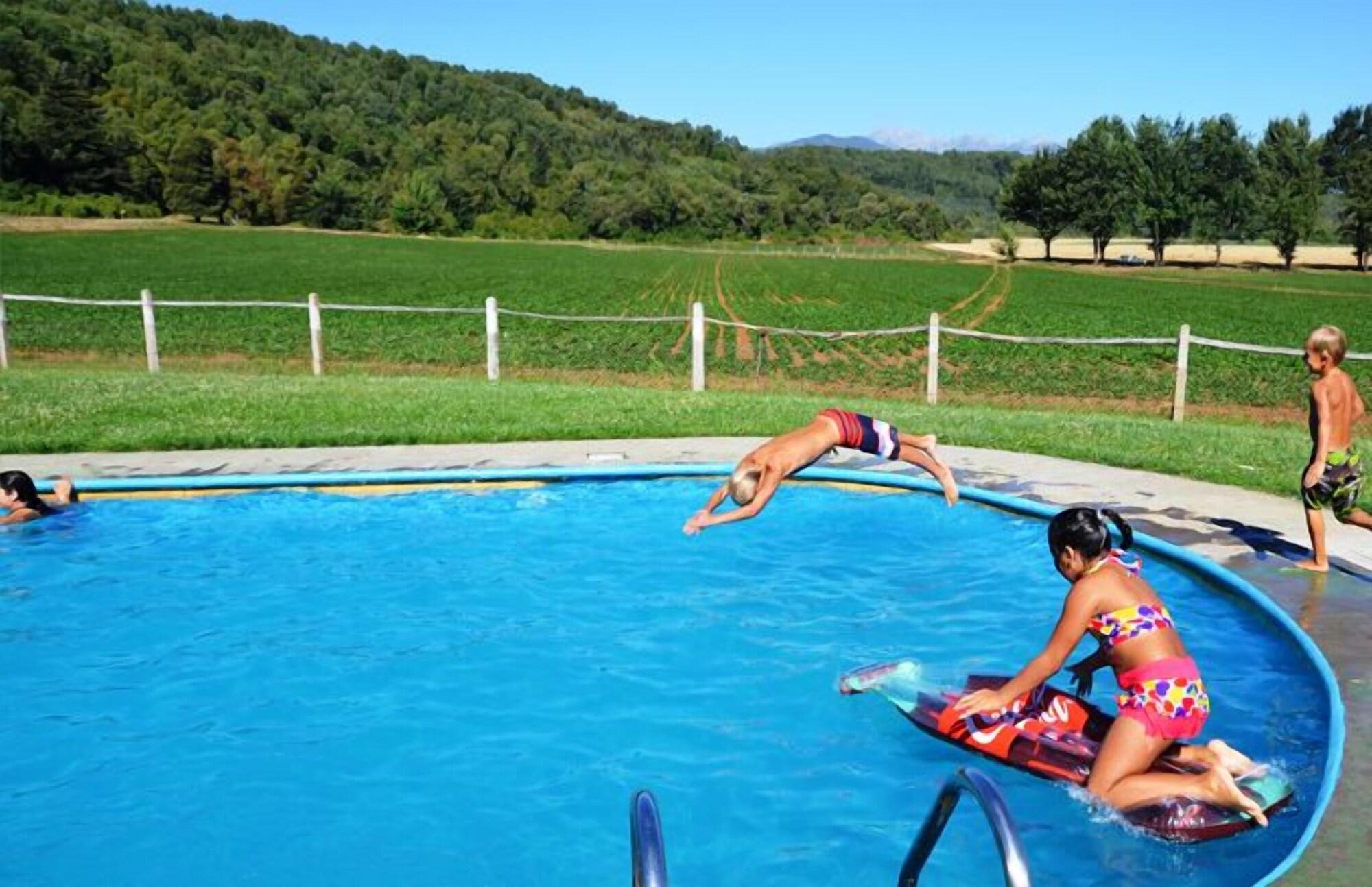 Vista Piscina Hotel Baviera