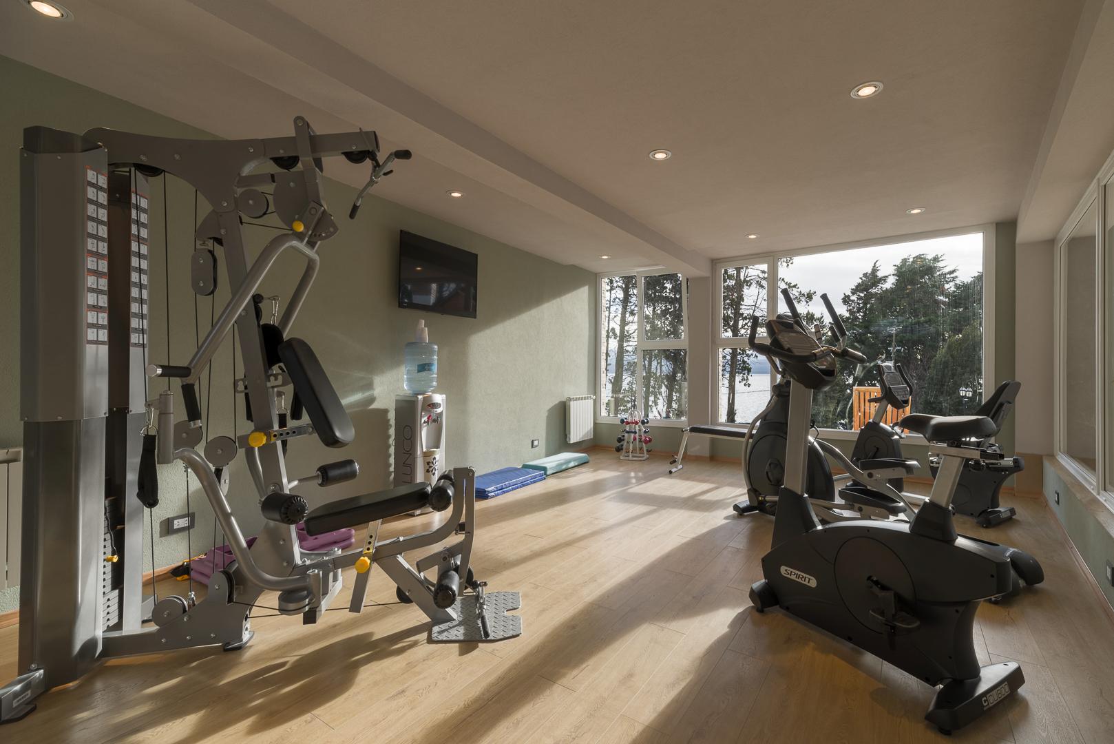 Gimnasio Aguila Mora Suites & Spa