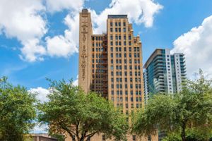 Paquete - Cambria Hotel Houston Downtown Convention Center