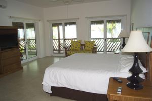 Alquiler Vacacional - Beachfront Property With Pool