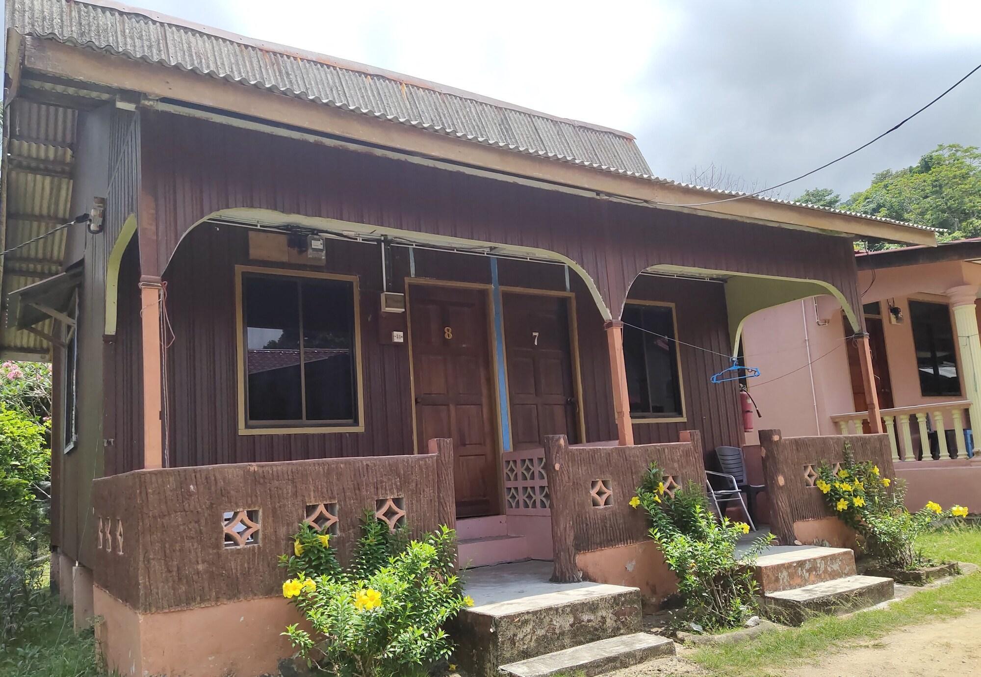 Vista Exterior Tioman SP Barakah Chalet