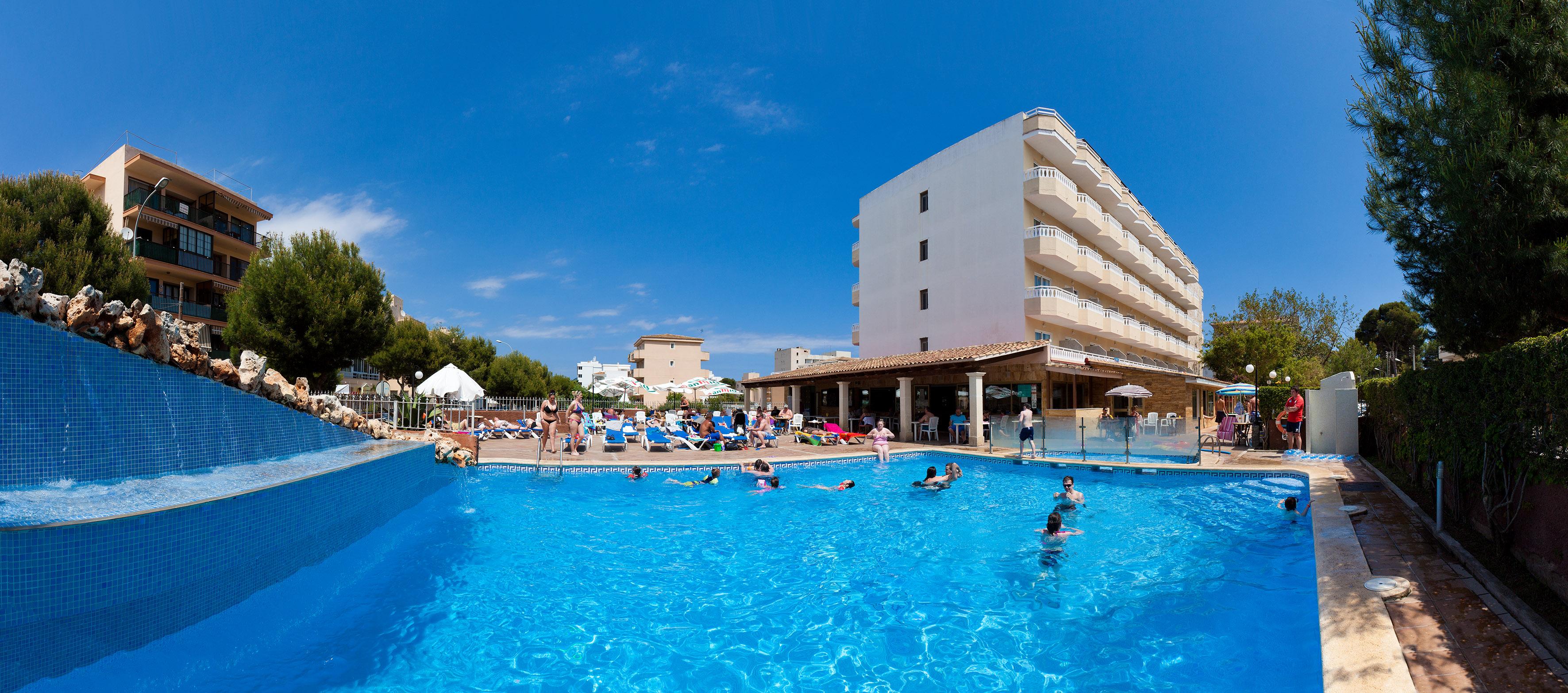 Vista Piscina BLUESEA Don Jaime