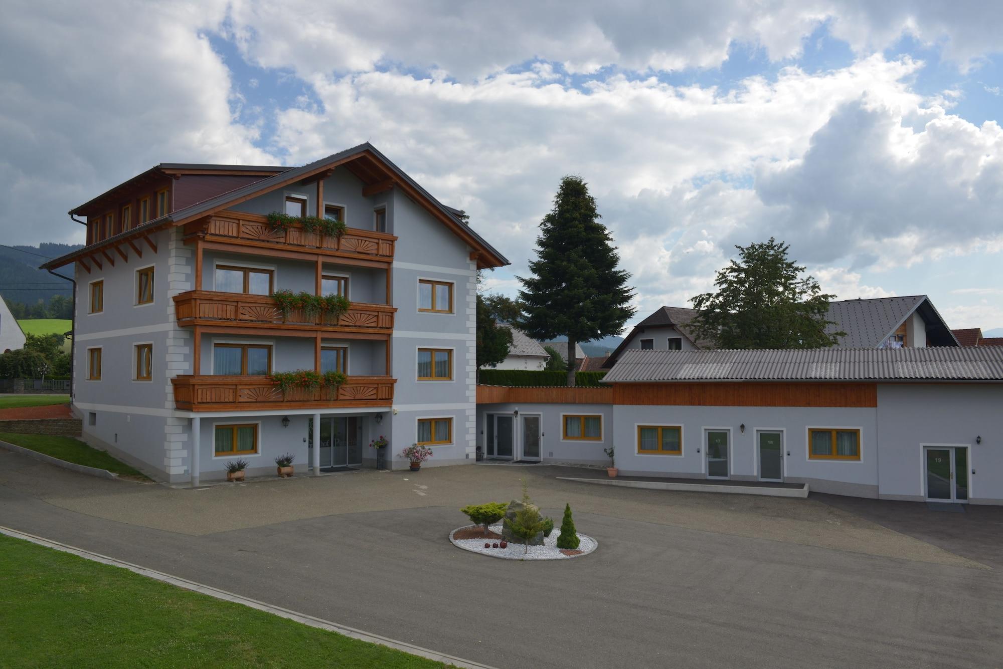 Vista Exterior Hotel Restaurant Perschler