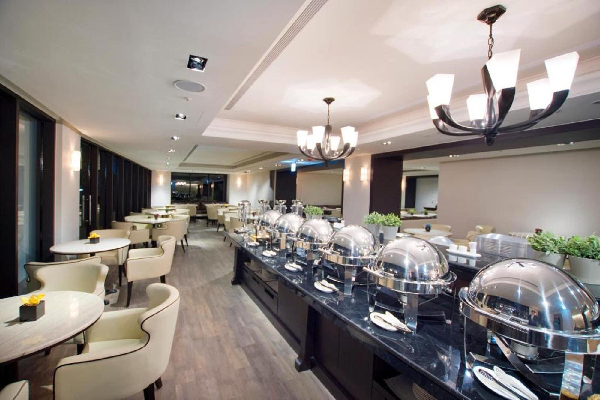 Restaurant 53 Hotel